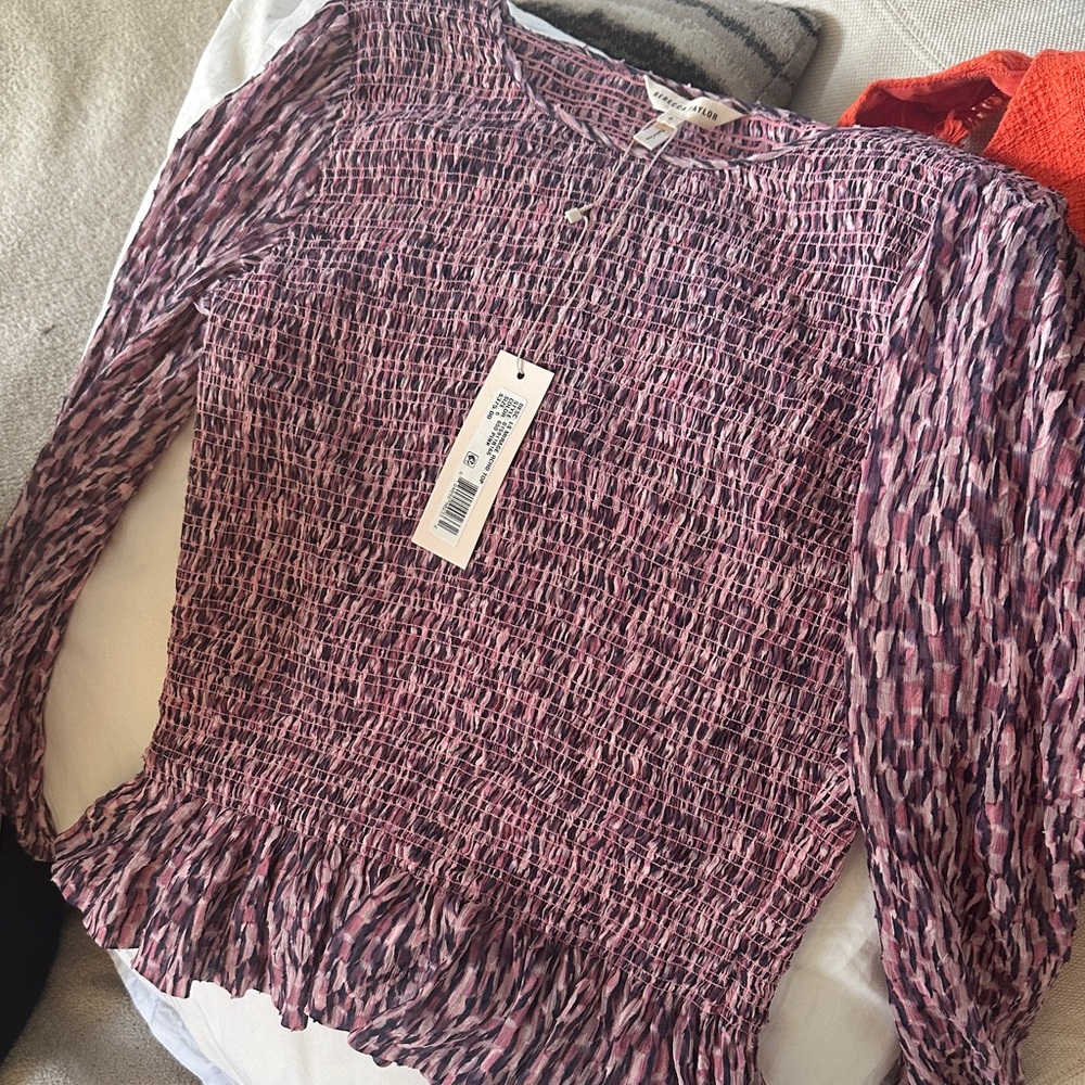 Women's Pink Smocked Top